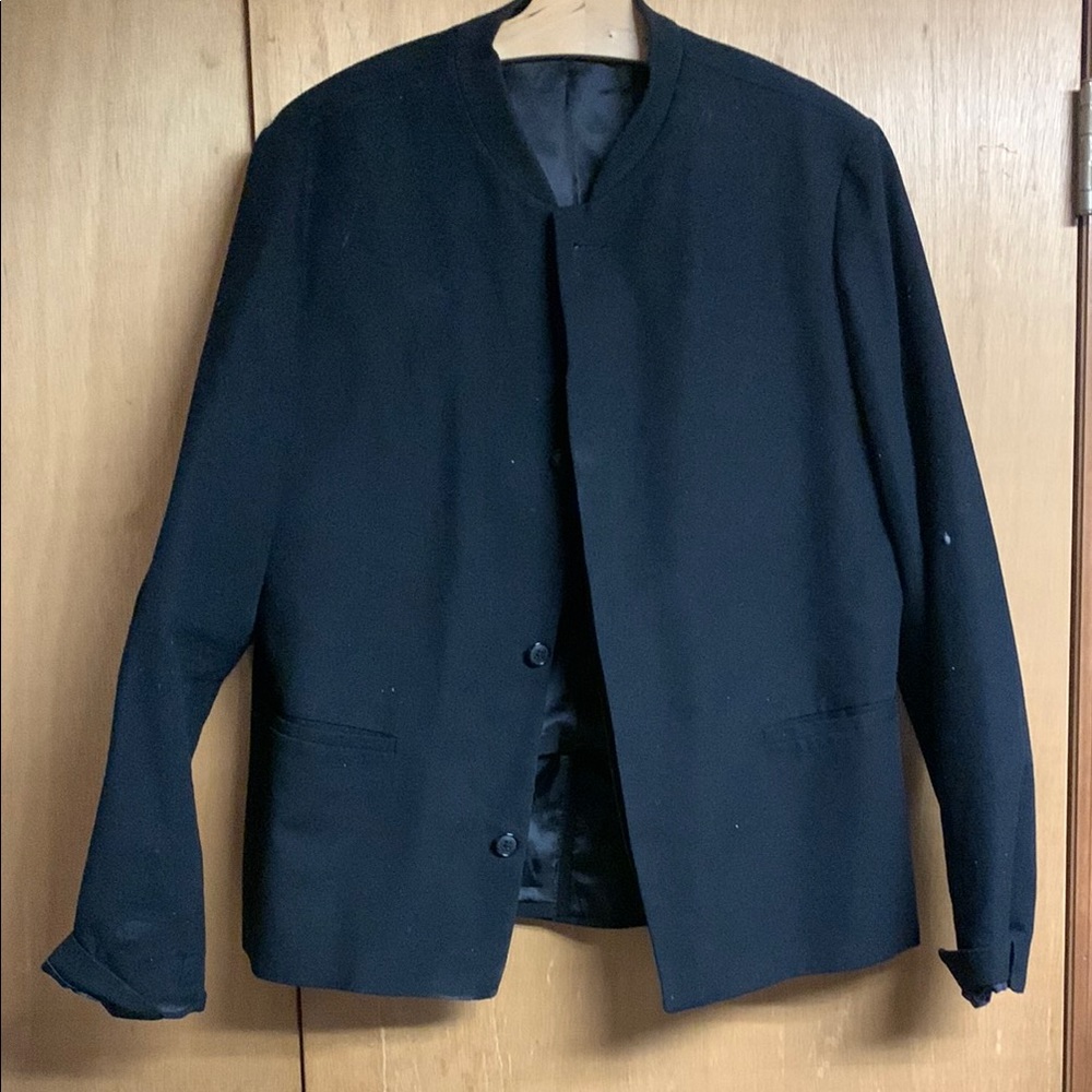 Black jacket no label